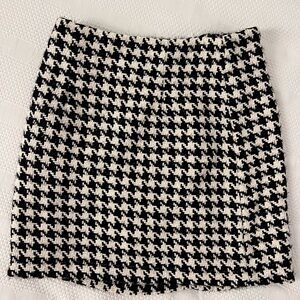 Vici Houndstooth Mini Skirt
